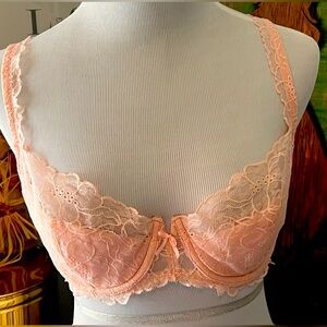 Victoria’s Secret 36C Convertible Bra